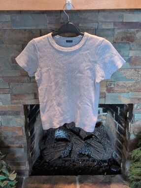 Brandy Melville Ribbed Crew Tee in Light Lavender